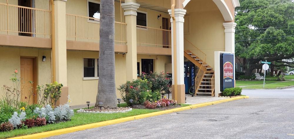 Rodeway Inn & Suites Houston Near Medical Center Buitenkant foto