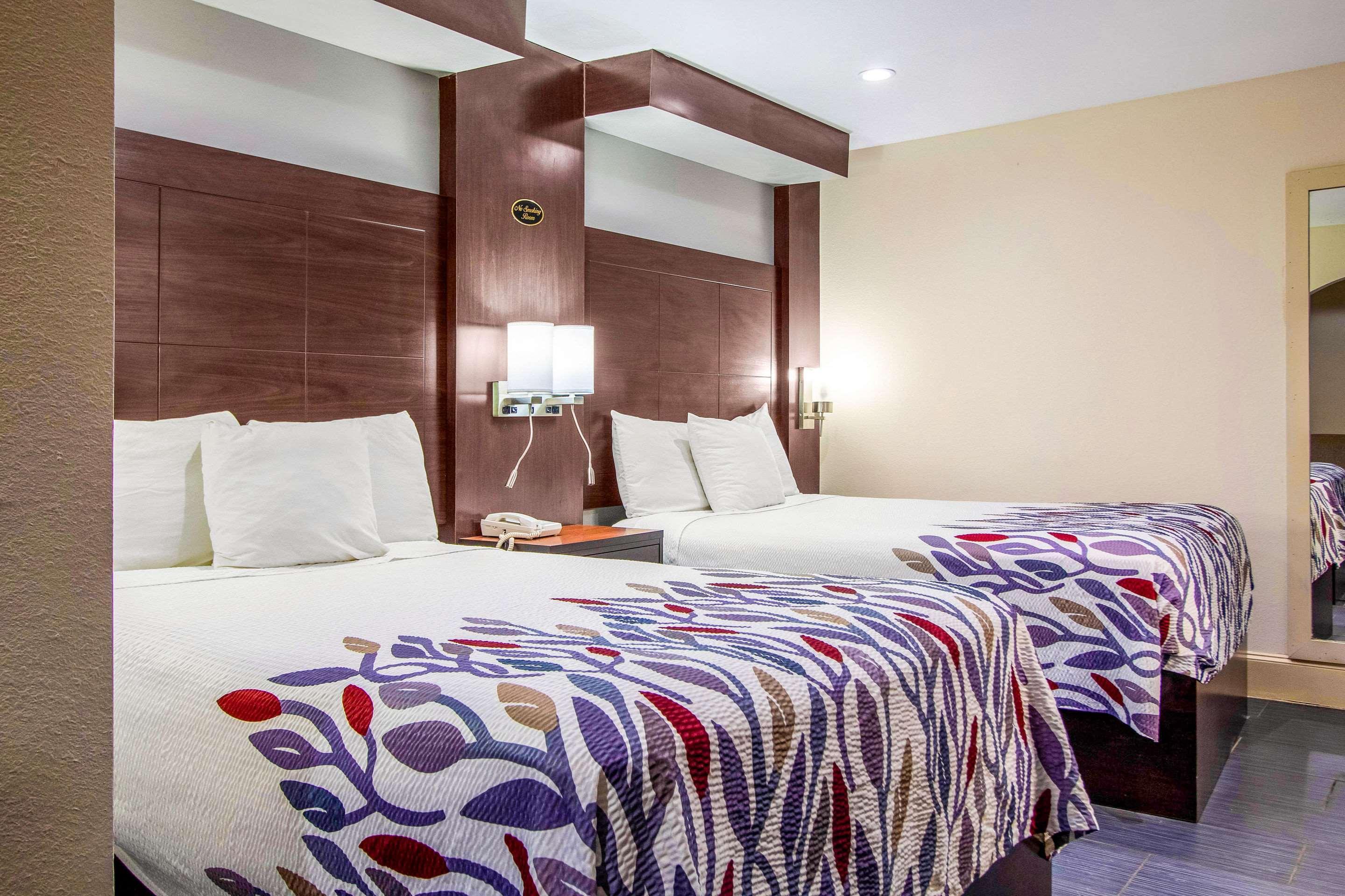 Rodeway Inn & Suites Houston Near Medical Center Buitenkant foto