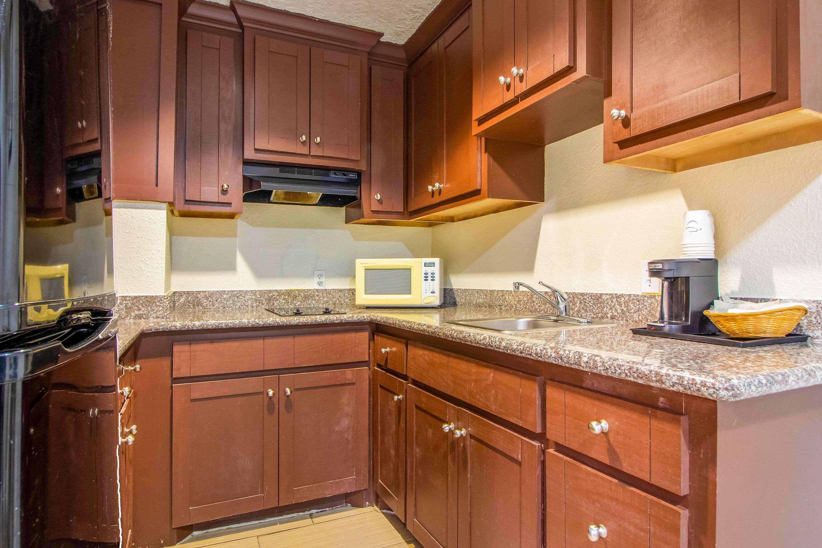 Rodeway Inn & Suites Houston Near Medical Center Buitenkant foto