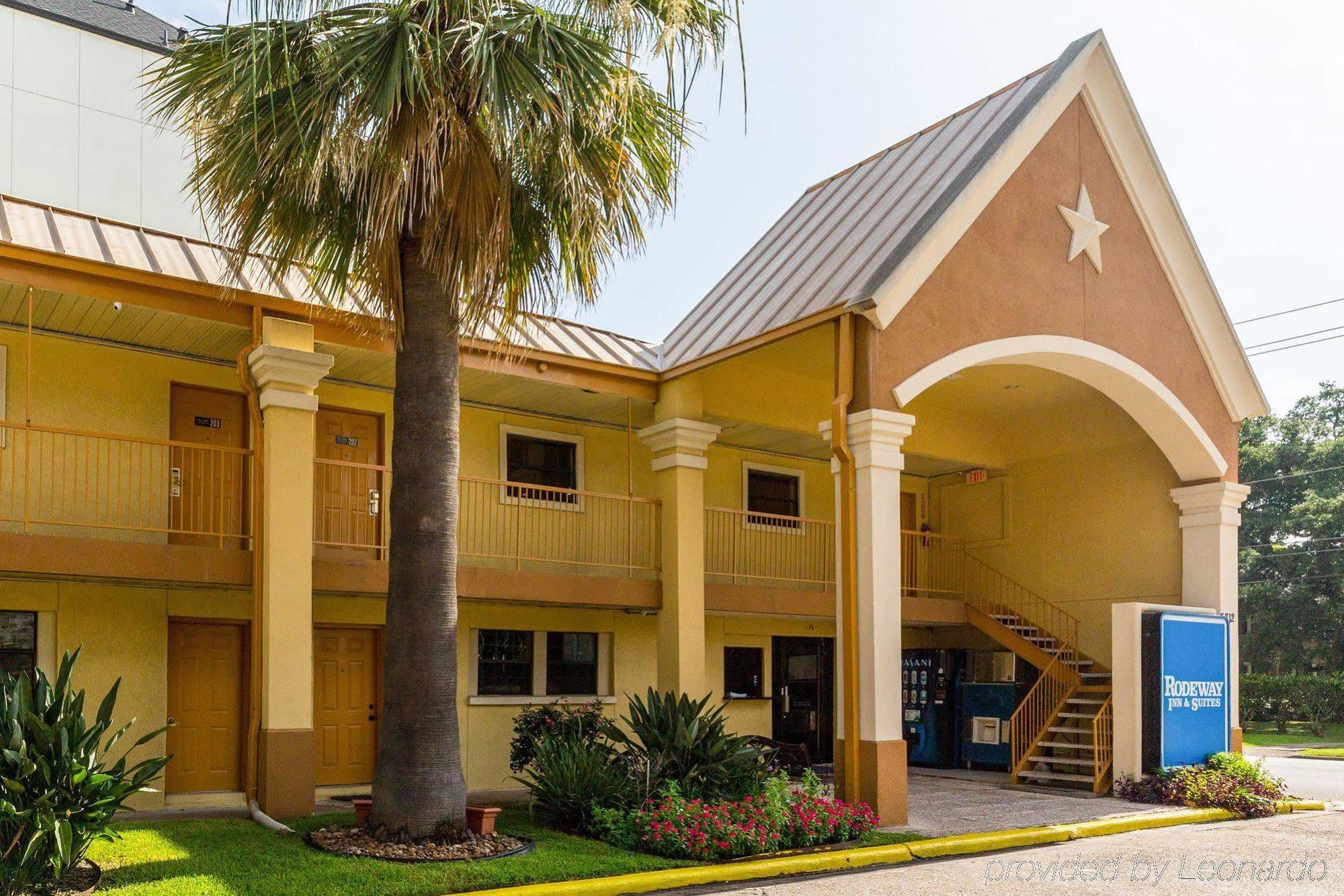 Rodeway Inn & Suites Houston Near Medical Center Buitenkant foto