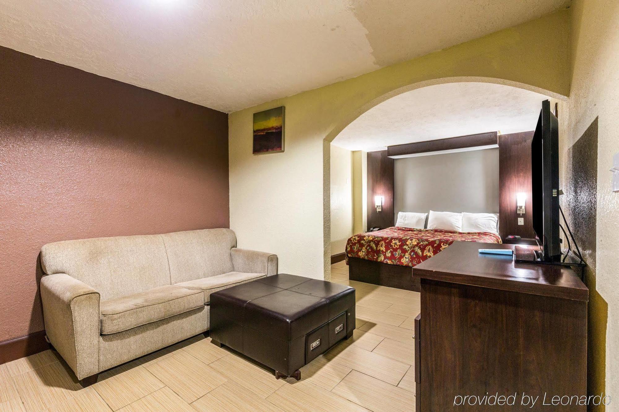 Rodeway Inn & Suites Houston Near Medical Center Buitenkant foto