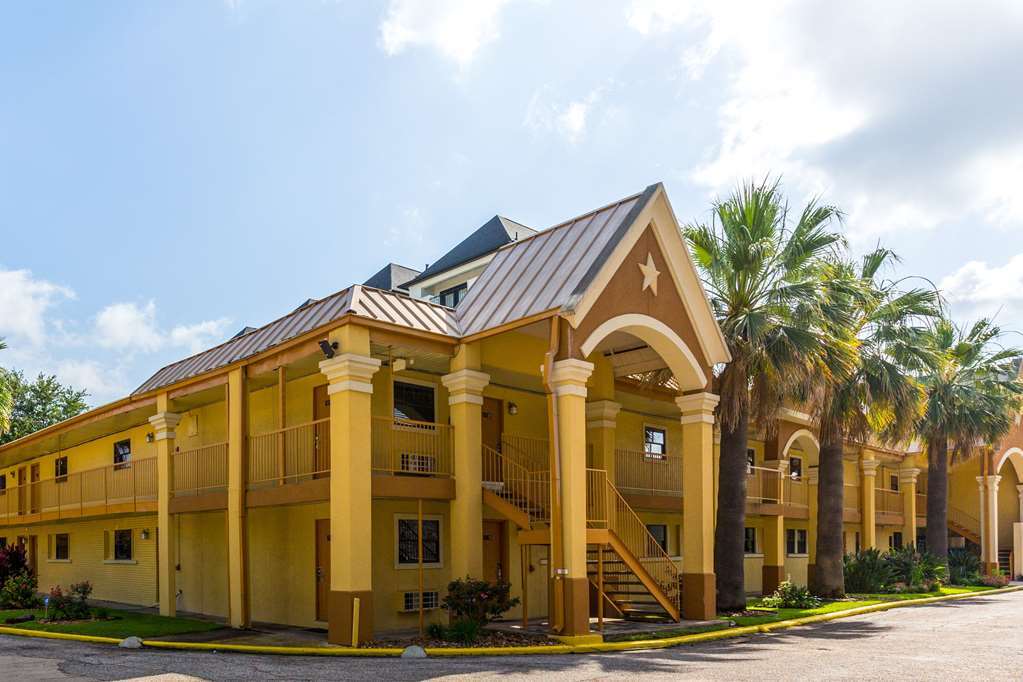 Rodeway Inn & Suites Houston Near Medical Center Buitenkant foto